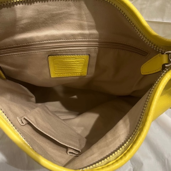 Coach Lemon Legacy Hobo Duffle Bag - Picture 4 of 6